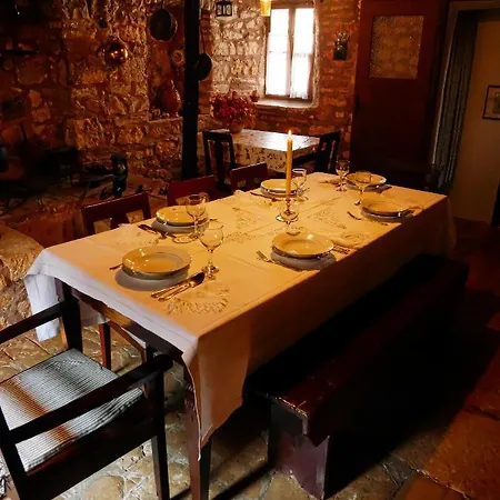 Kastel Lozisce