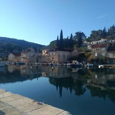 Kastel *